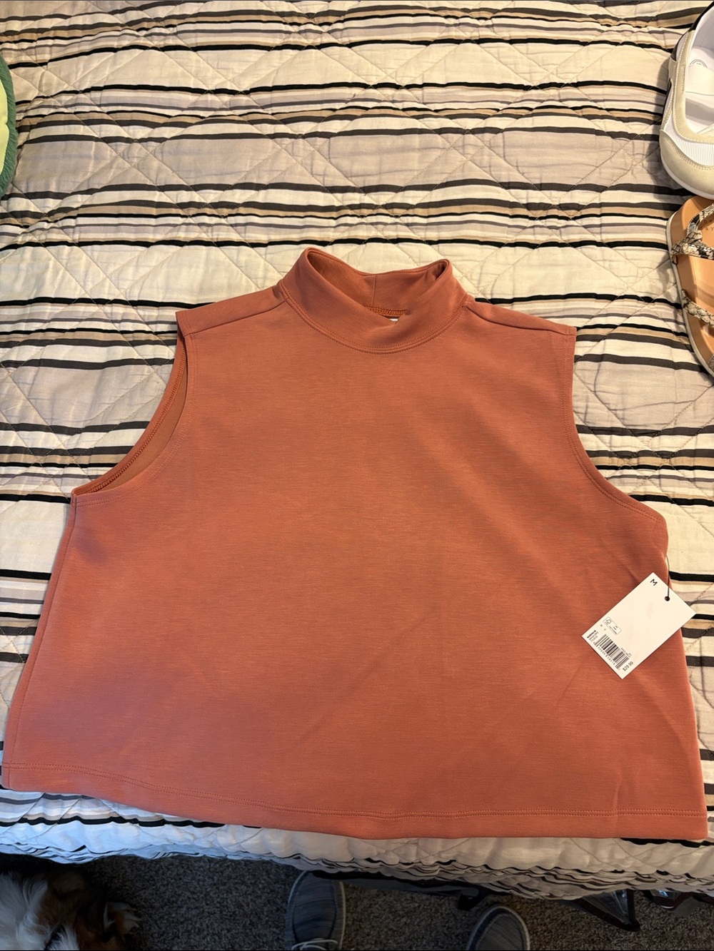 NWT FLX top size medium.